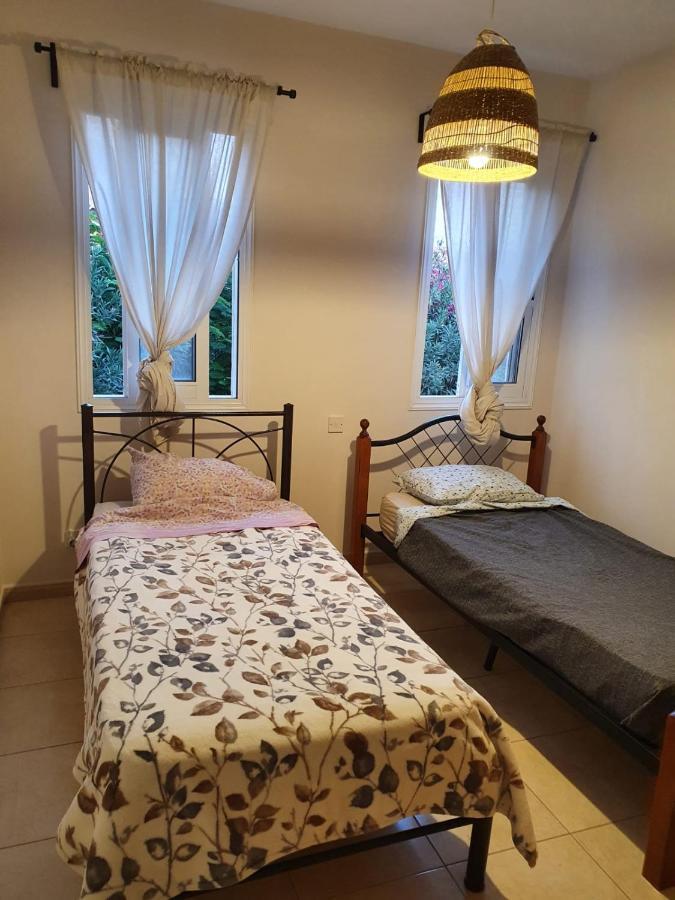 Ancient Paphos - Cozy Place Next To The Sea, Marina, Historical Sites, Buses, Mall, And Market المظهر الخارجي الصورة