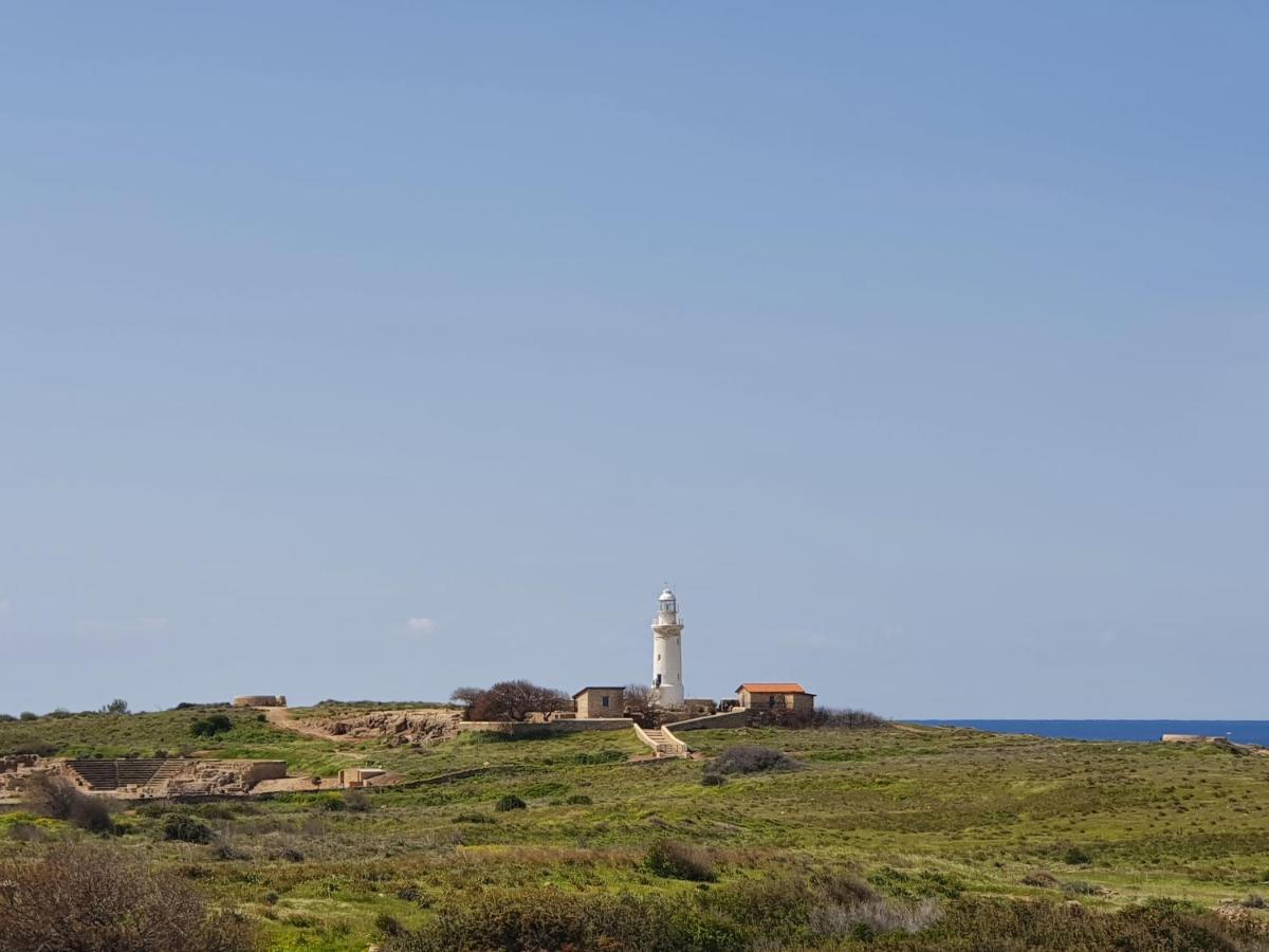 Ancient Paphos - Cozy Place Next To The Sea, Marina, Historical Sites, Buses, Mall, And Market المظهر الخارجي الصورة