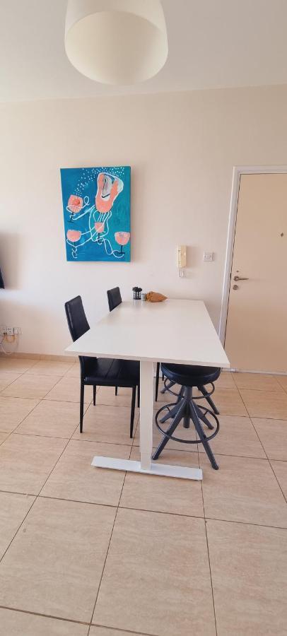 Ancient Paphos - Cozy Place Next To The Sea, Marina, Historical Sites, Buses, Mall, And Market المظهر الخارجي الصورة