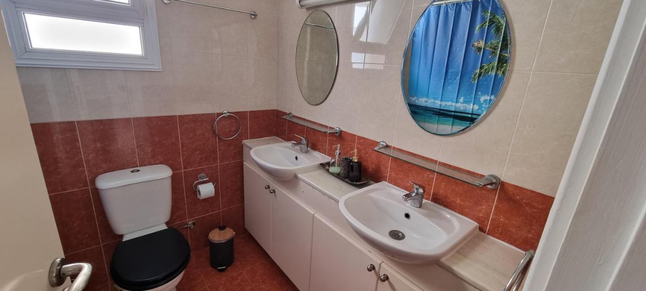 Ancient Paphos - Cozy Place Next To The Sea, Marina, Historical Sites, Buses, Mall, And Market المظهر الخارجي الصورة